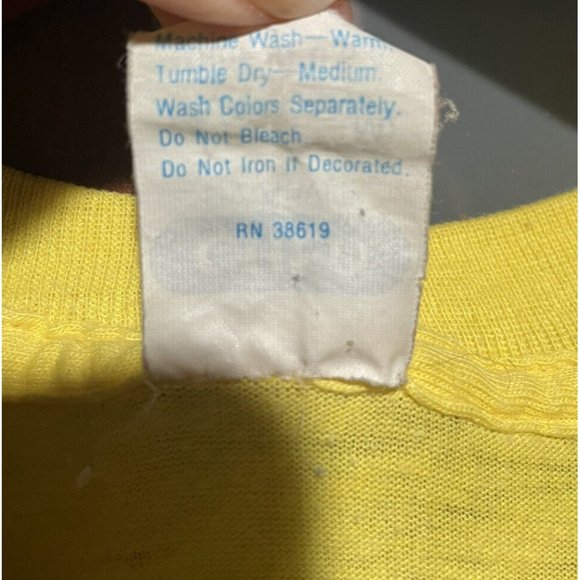 Myers Rum Vintage Ched by Anvil Yellow Single Stitch T-Shirt Shirt Tee Size Med - Picture 6 of 8